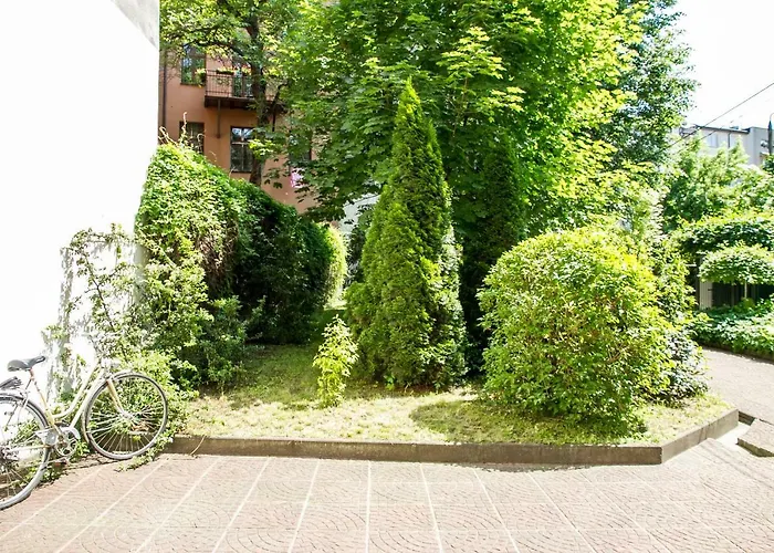 Garden Studio